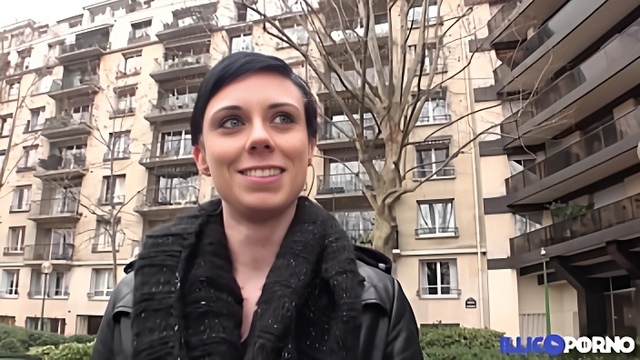 Gangbang for the sexy Stéphanie with her husband [Full Video]