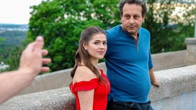 HUNT4K. 21yo hottie gives juicy pussy to a stranger to pay